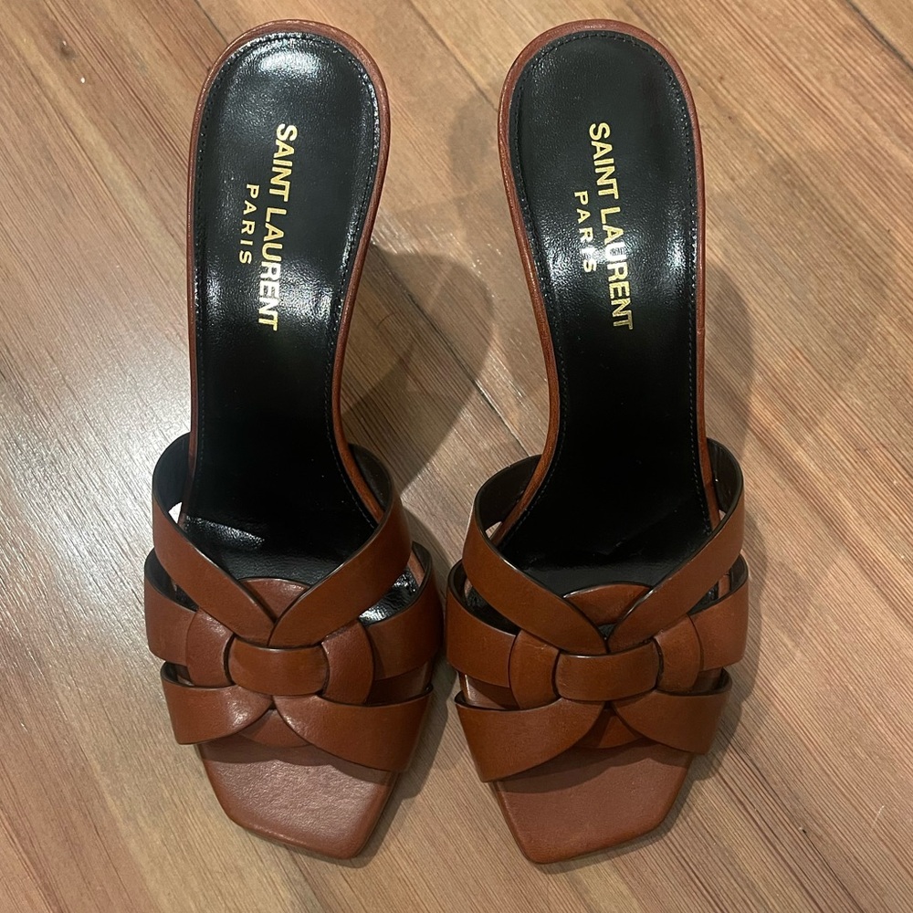 Saint Laurent Brown Leather Sandals